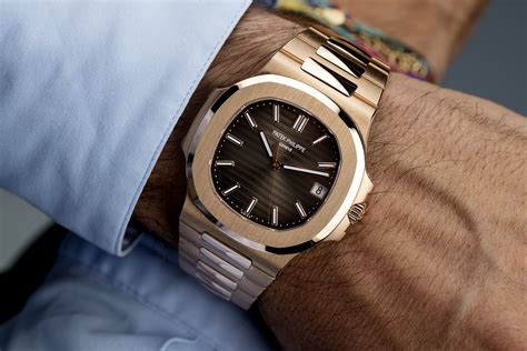 patek philippe 5711/1r price|Patek Philippe nautilus jumbo 5711.